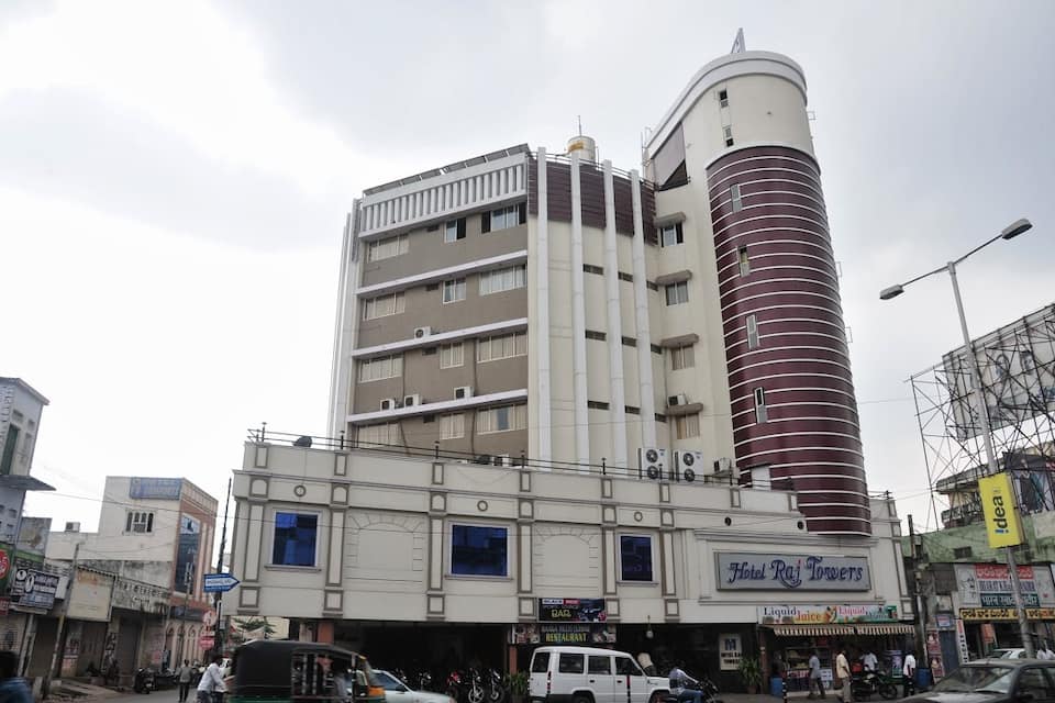 Hotel Raj Towers
